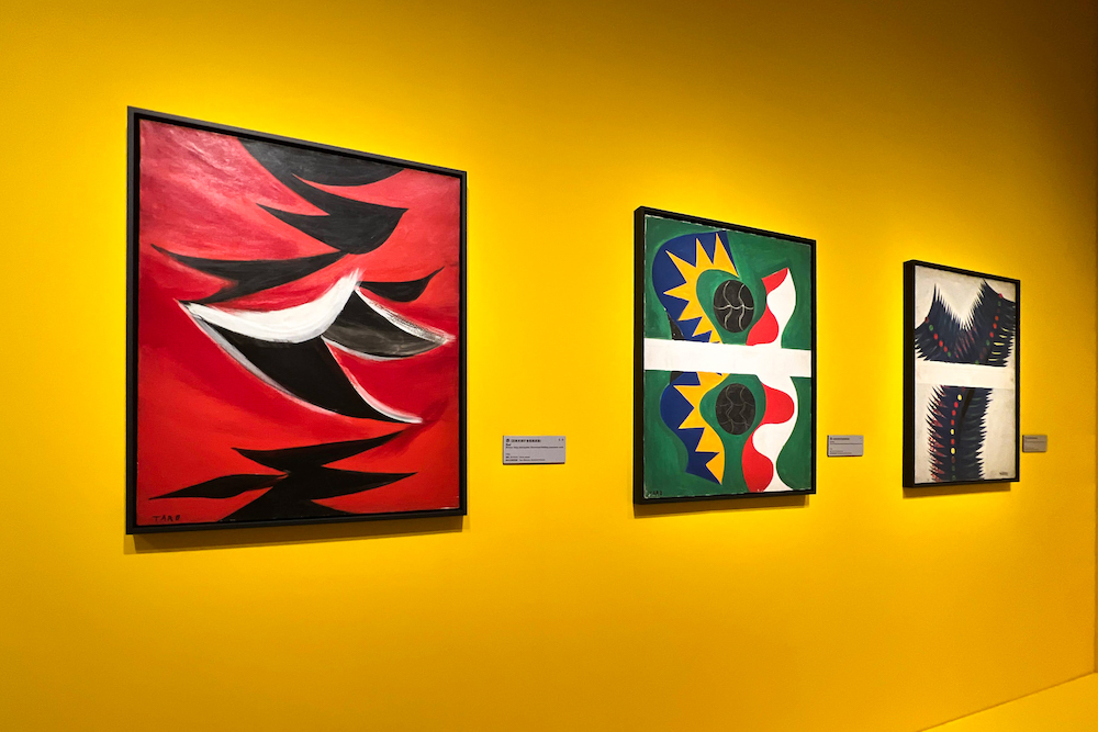 旧都庁舎に設置された壁画の原画　(「展覧会 岡本太郎」(東京都美術館) 展示風景)