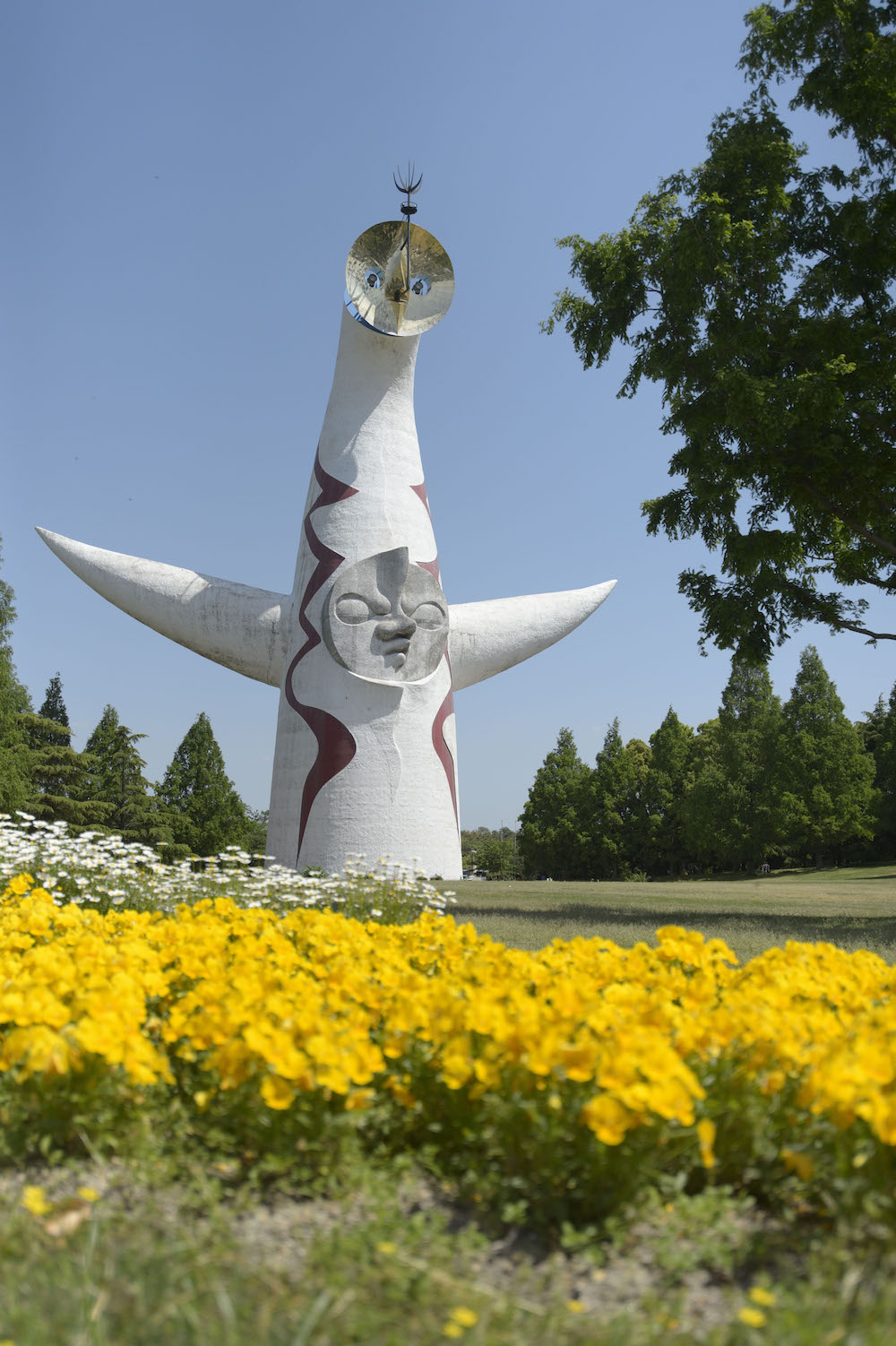 《太陽の塔》/ 岡本太郎